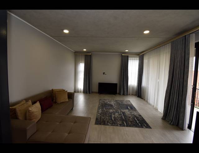 4 BEDROOM HOUSE TO LET IN ZANDSPRUIT